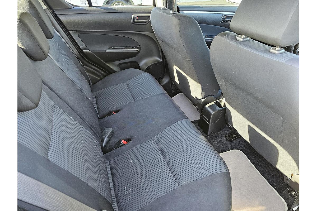 2013 Suzuki Swift GA FZ