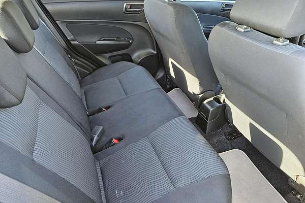 2013 Suzuki Swift GA FZ