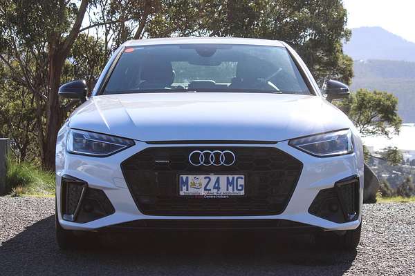 2021 Audi A4 45 TFSI S line B9