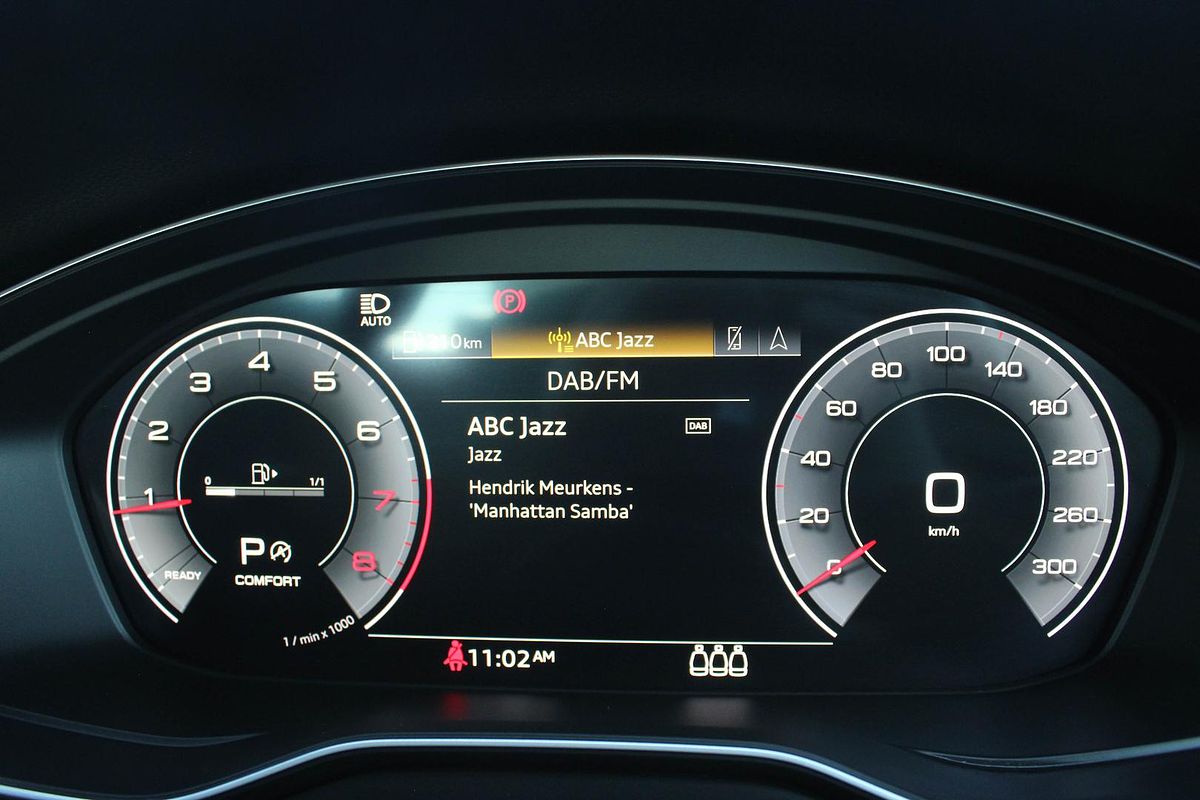 2021 Audi A4 45 TFSI S line B9