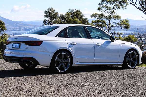 2021 Audi A4 45 TFSI S line B9