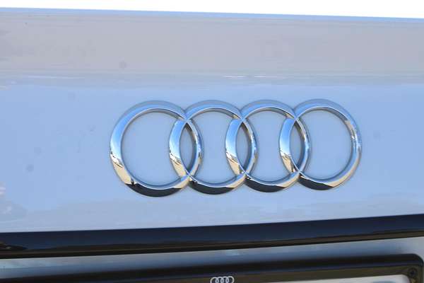 2021 Audi A4 45 TFSI S line B9