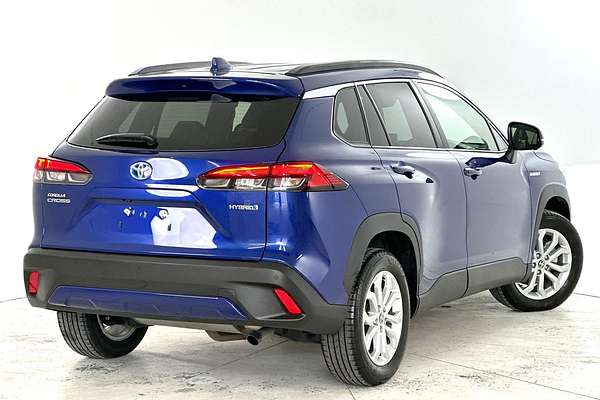2024 Toyota Corolla Cross GXL MXGH15R