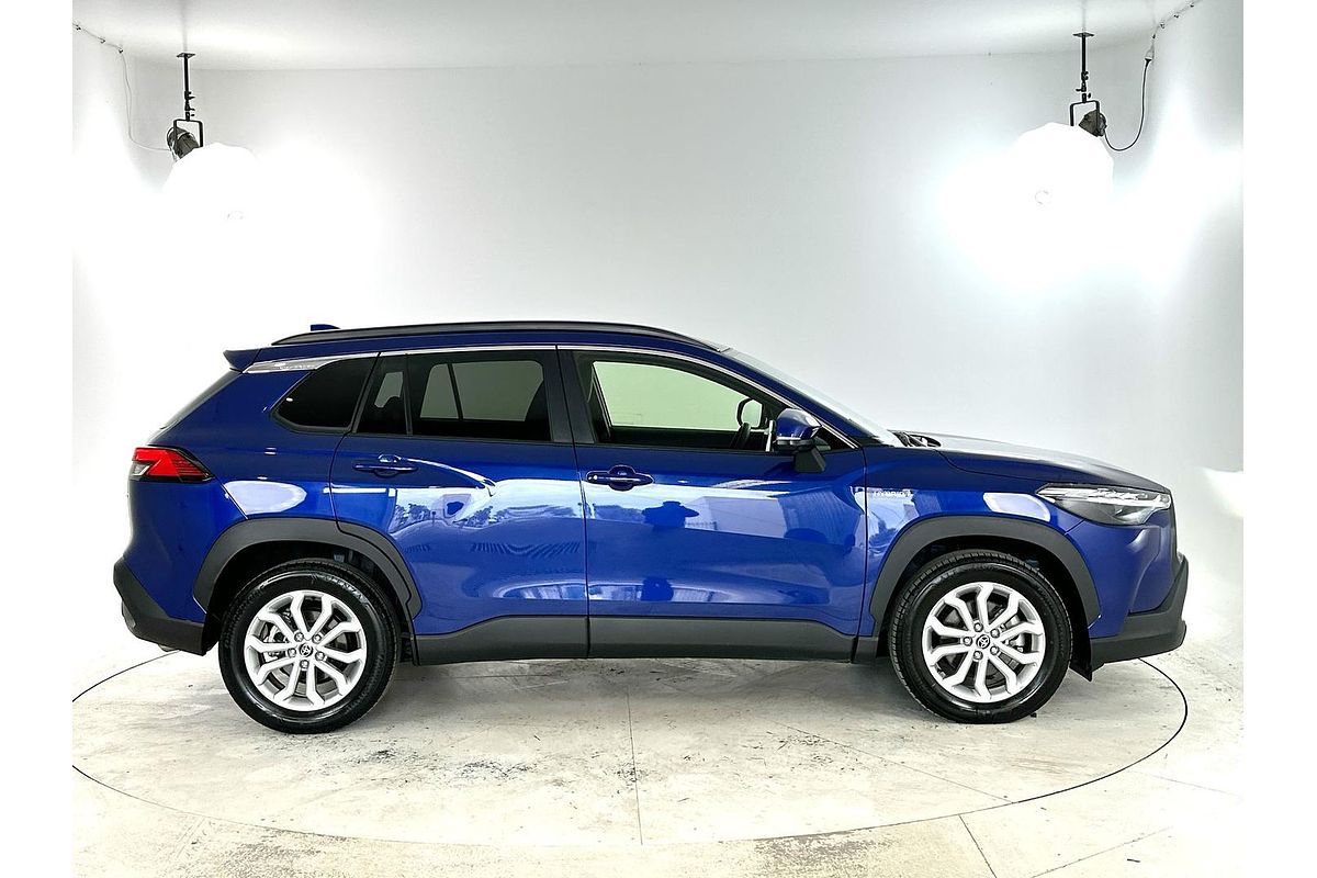 2024 Toyota Corolla Cross GXL MXGH15R