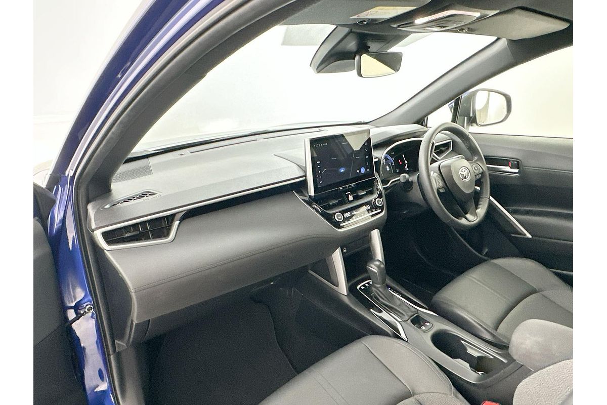2024 Toyota Corolla Cross GXL MXGH15R