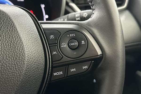2024 Toyota Corolla Cross GXL MXGH15R