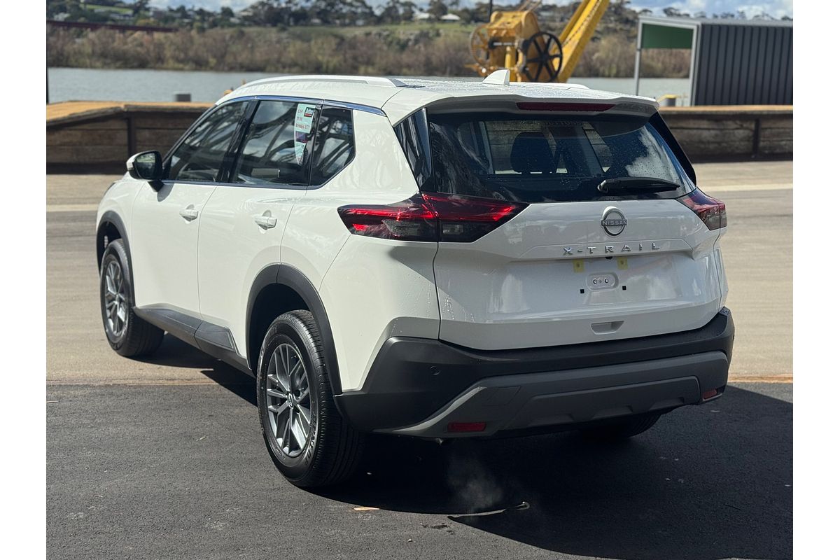 2025 Nissan X-TRAIL ST T33