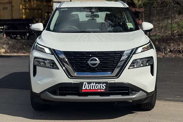 2025 Nissan X-TRAIL ST T33
