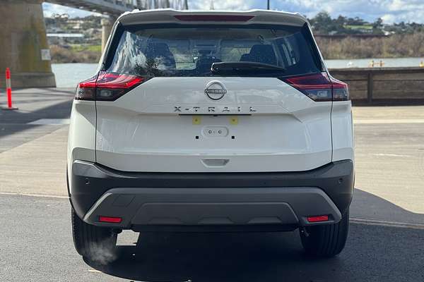 2025 Nissan X-TRAIL ST T33