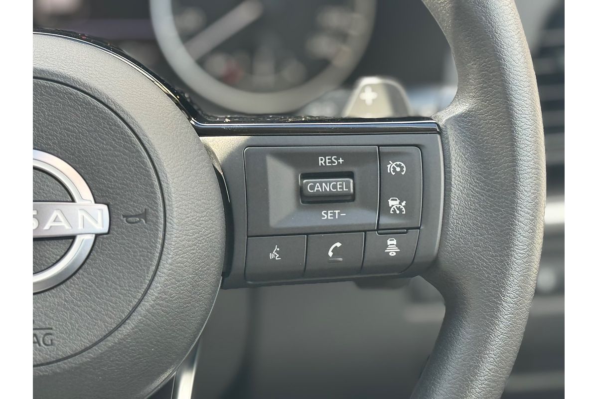 2025 Nissan X-TRAIL ST T33