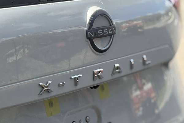 2025 Nissan X-TRAIL ST T33