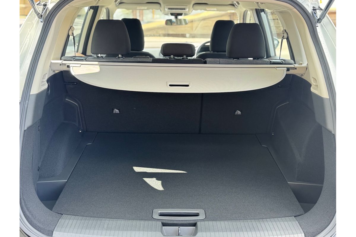 2025 Nissan X-TRAIL ST T33