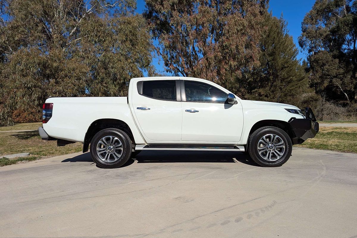 2021 Mitsubishi Triton GLS MR 4X4