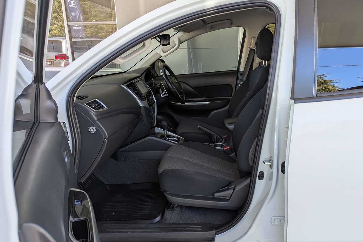 2021 Mitsubishi Triton GLS MR 4X4
