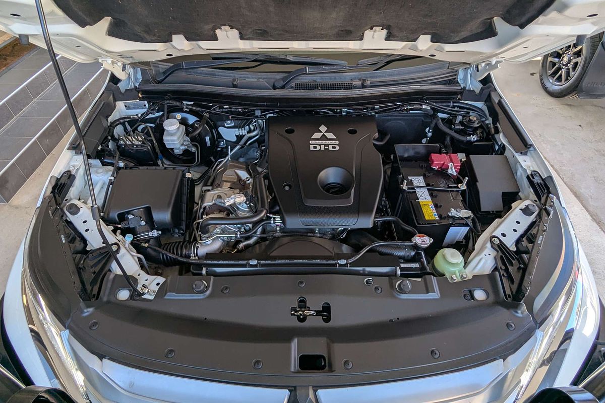 2021 Mitsubishi Triton GLS MR 4X4
