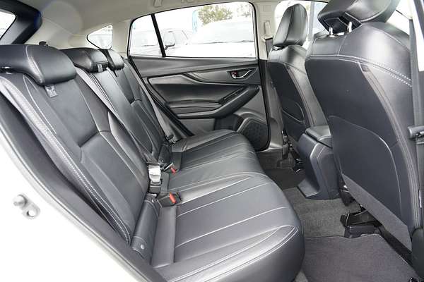 2017 Subaru Impreza 2.0i-S G5