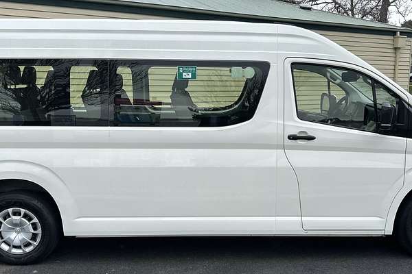 2019 Toyota Hiace Commuter GDH322R ELWB