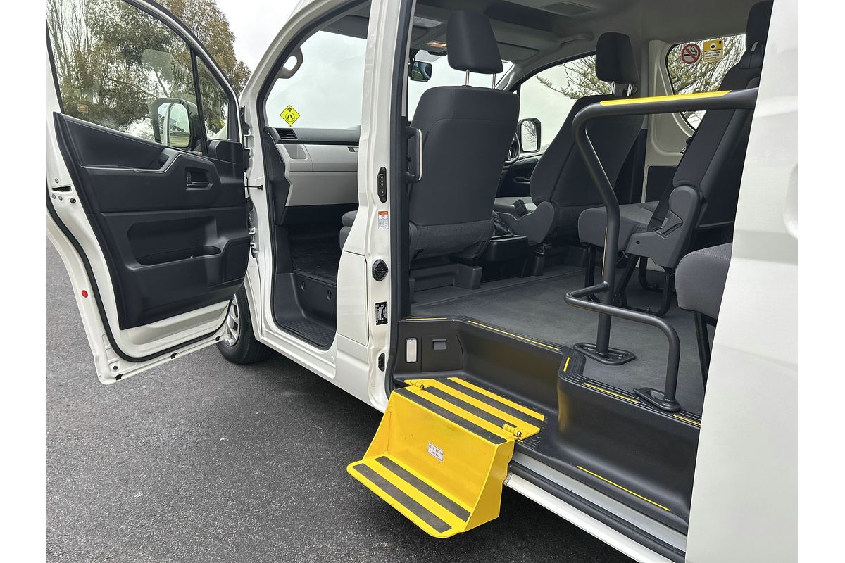 2019 Toyota Hiace Commuter GDH322R ELWB