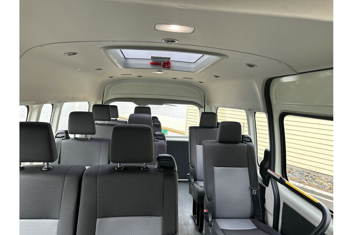 2019 Toyota Hiace Commuter GDH322R ELWB