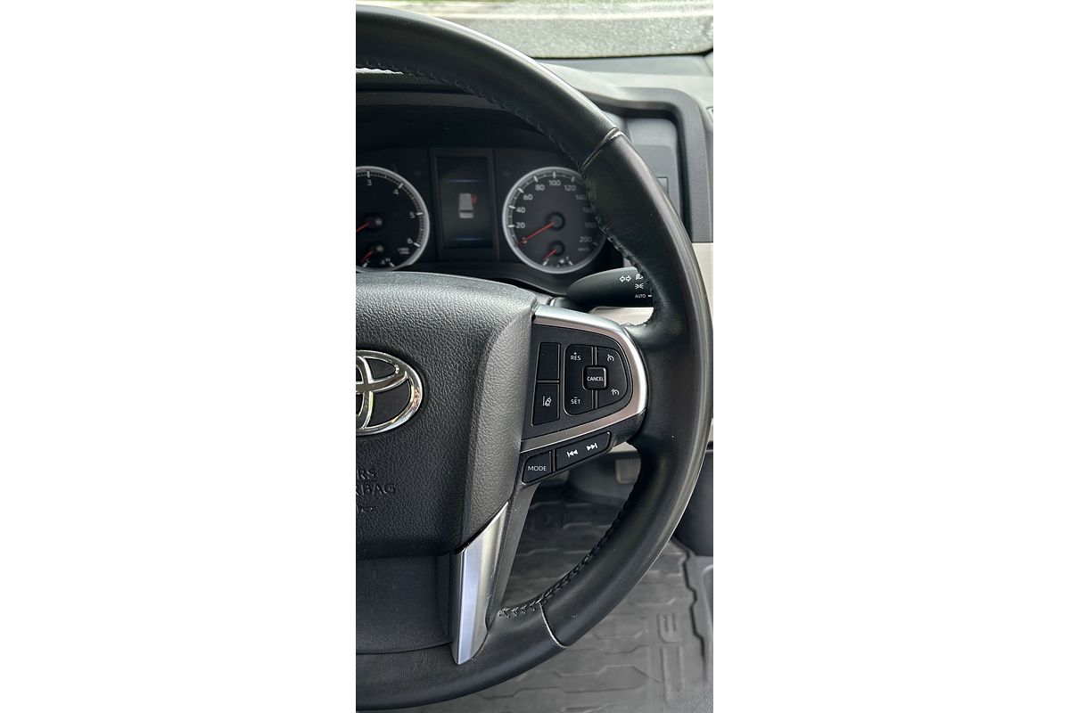 2019 Toyota Hiace Commuter GDH322R ELWB