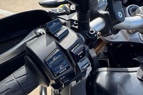 2021 Yamaha Super Tenere ES (XT1200ZE) Super Tenere