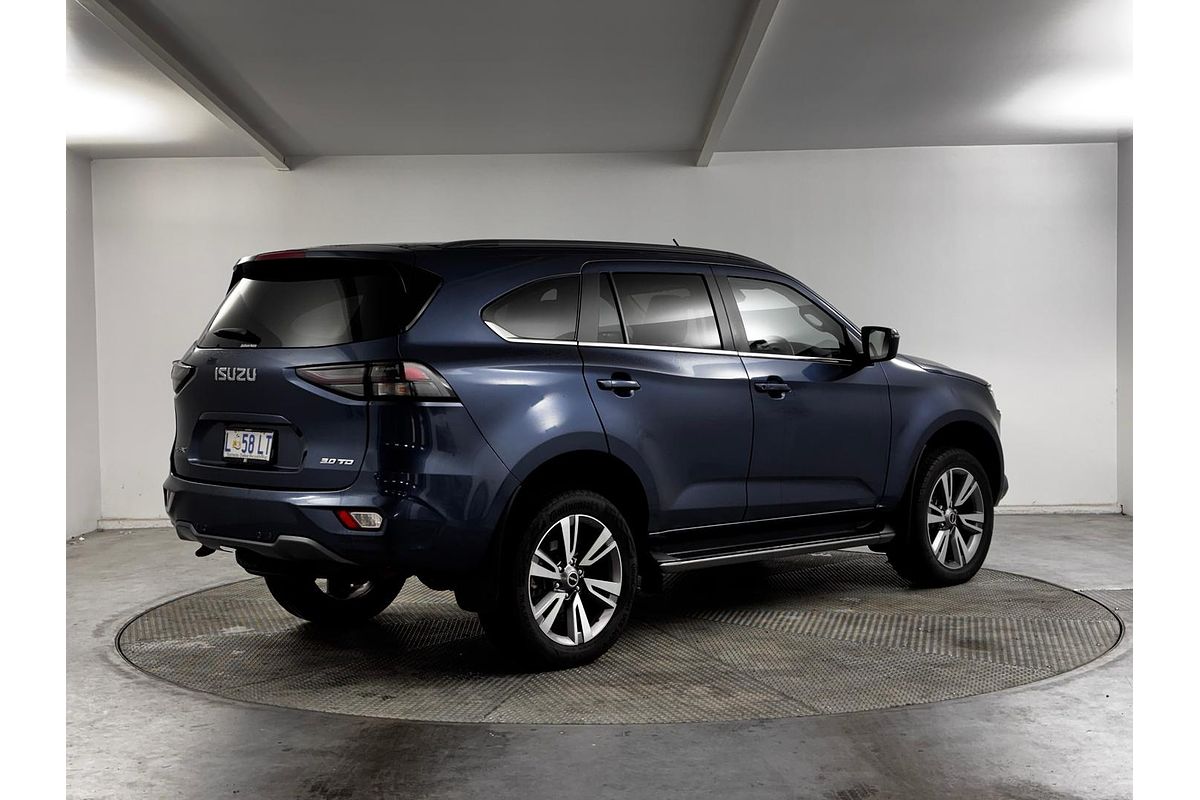 2023 Isuzu MU-X LS-T