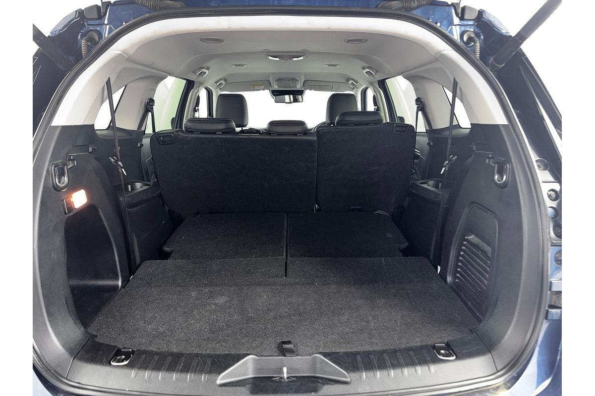 2023 Isuzu MU-X LS-T