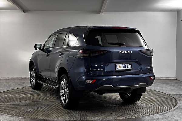 2023 Isuzu MU-X LS-T