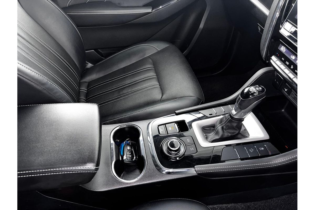 2023 Isuzu MU-X LS-T