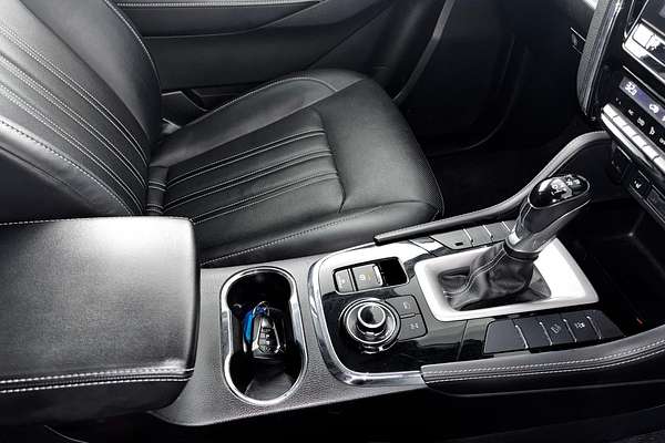 2023 Isuzu MU-X LS-T