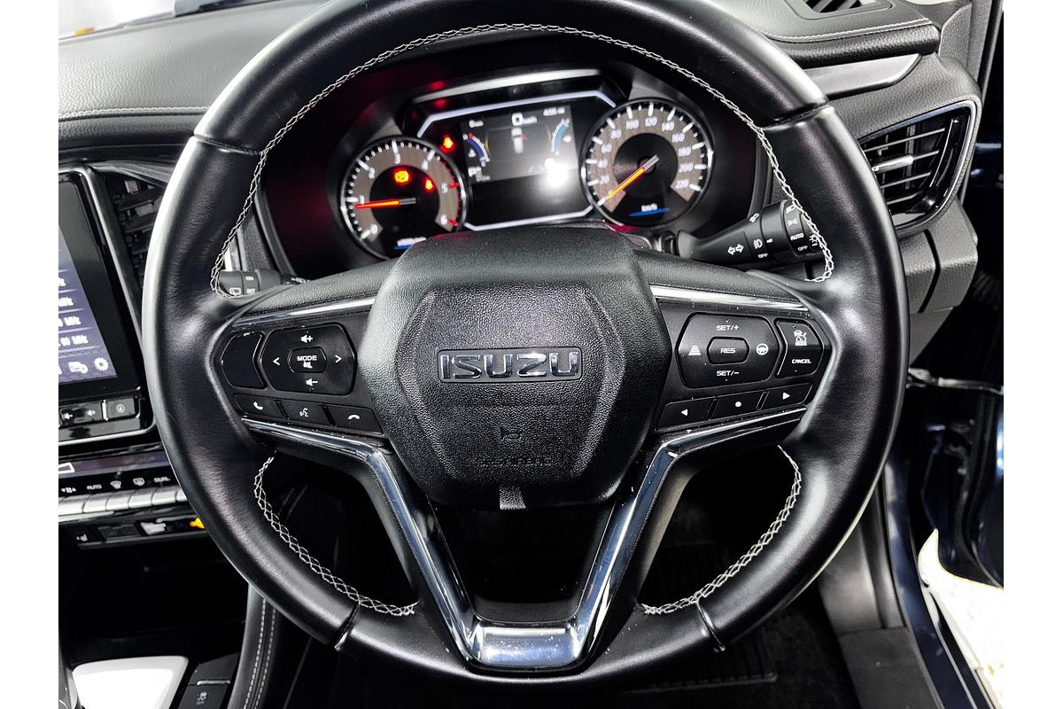2023 Isuzu MU-X LS-T