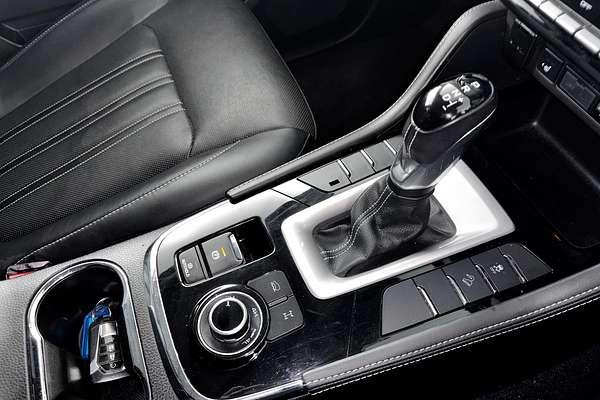 2023 Isuzu MU-X LS-T