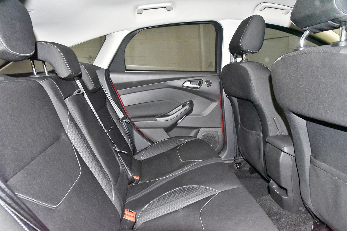 2017 Ford Focus Sport LZ