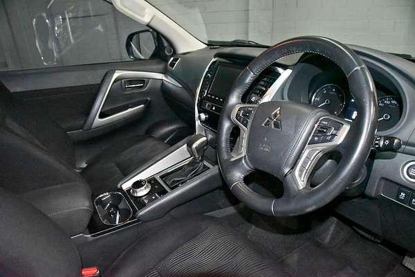 2021 Mitsubishi Pajero Sport GLX QF