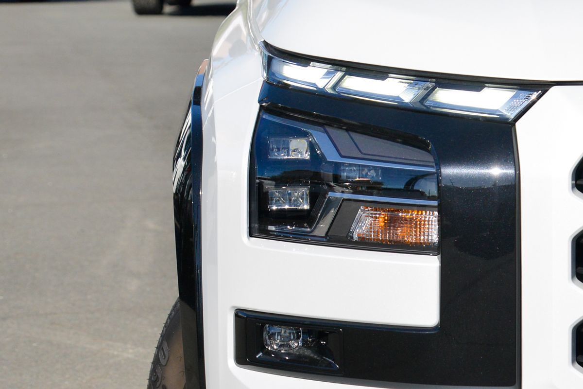 2025 Mitsubishi Triton GSR MV 4X4