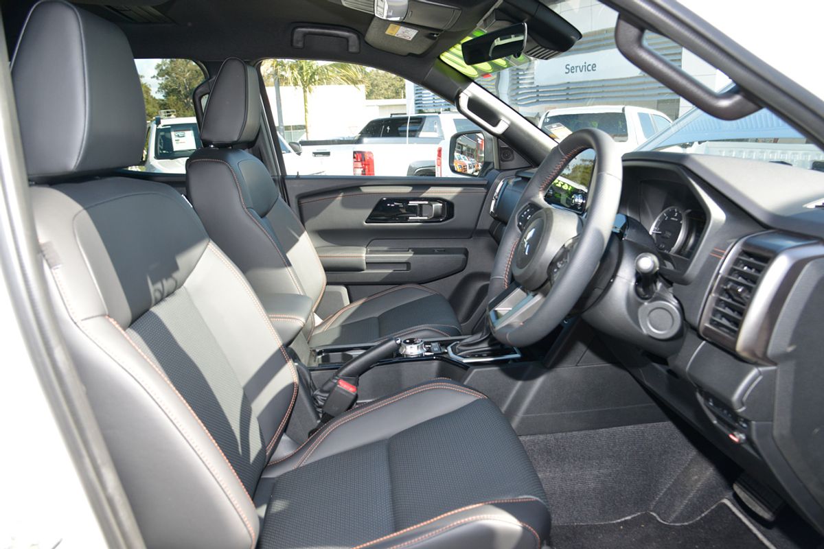 2025 Mitsubishi Triton GSR MV 4X4