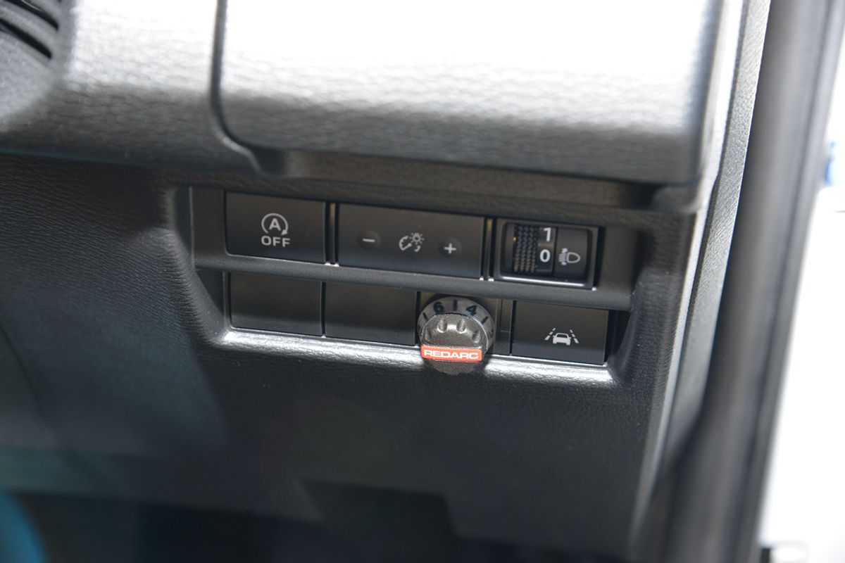 2025 Mitsubishi Triton GSR MV 4X4