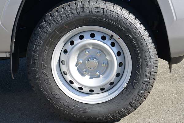 2025 Mitsubishi Triton GLX MV 4X4