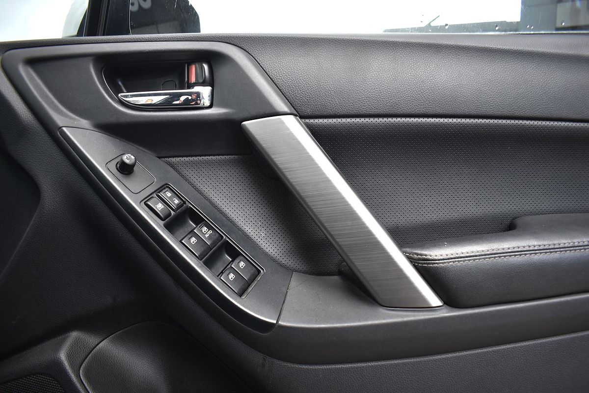2013 Subaru Forester 2.5i-S S4