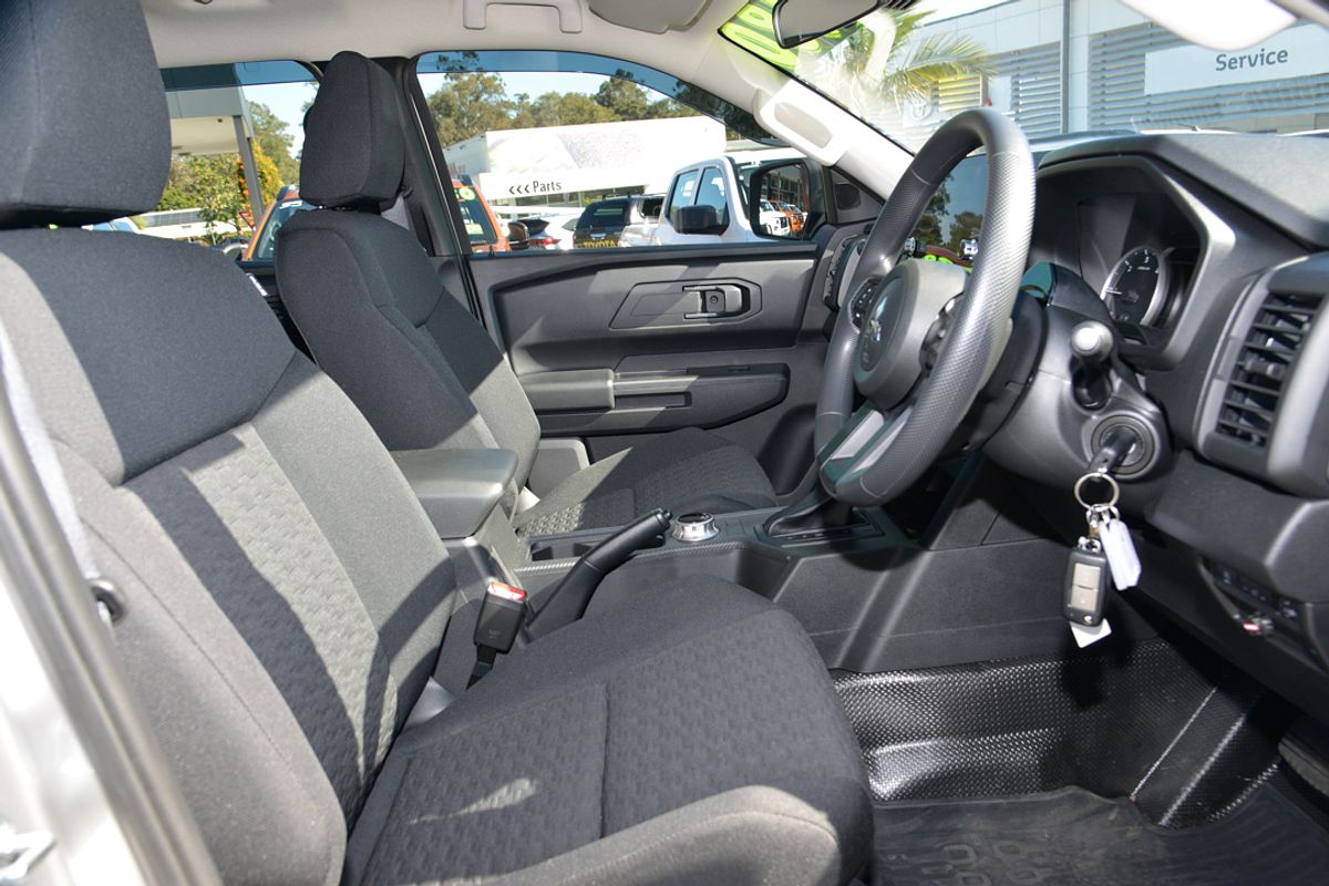 2025 Mitsubishi Triton GLX MV 4X4