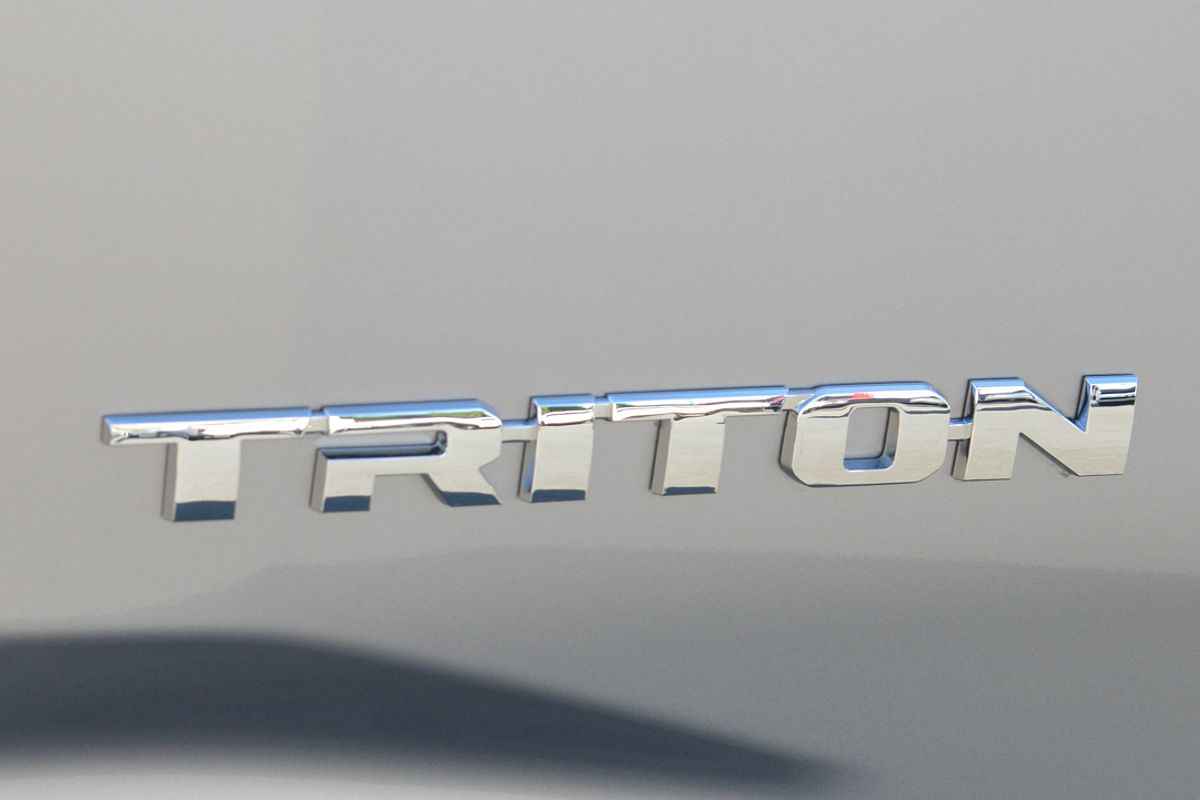2025 Mitsubishi Triton GLX MV 4X4