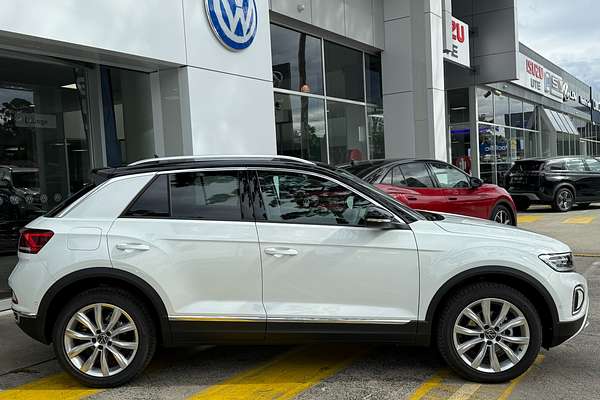 2025 Volkswagen T-Roc 110TSI Style D11