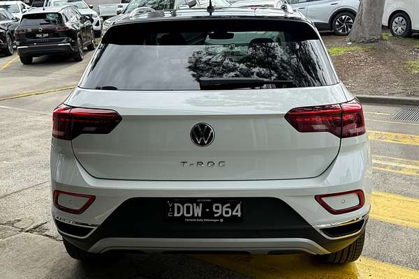 2025 Volkswagen T-Roc 110TSI Style D11