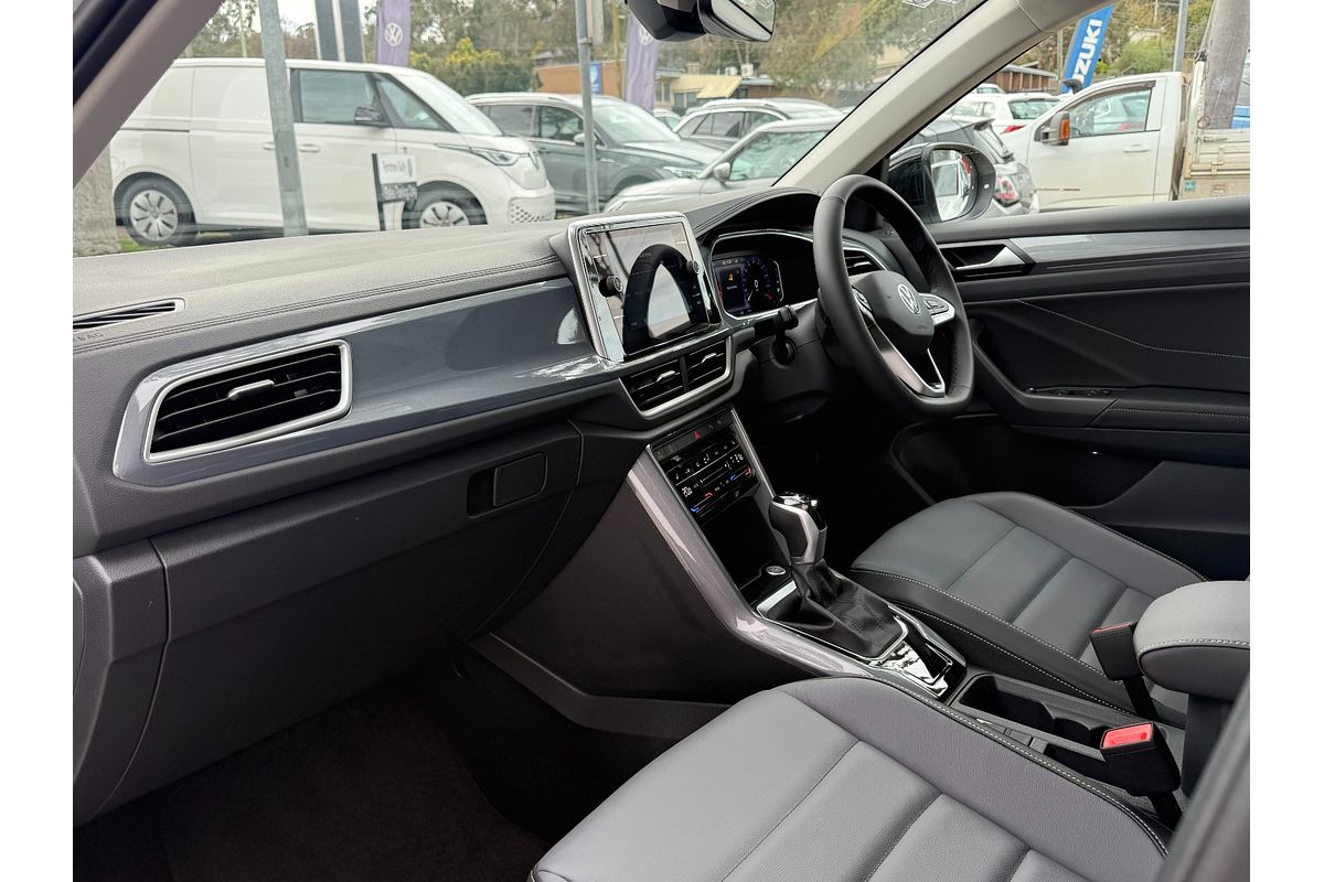 2025 Volkswagen T-Roc 110TSI Style D11