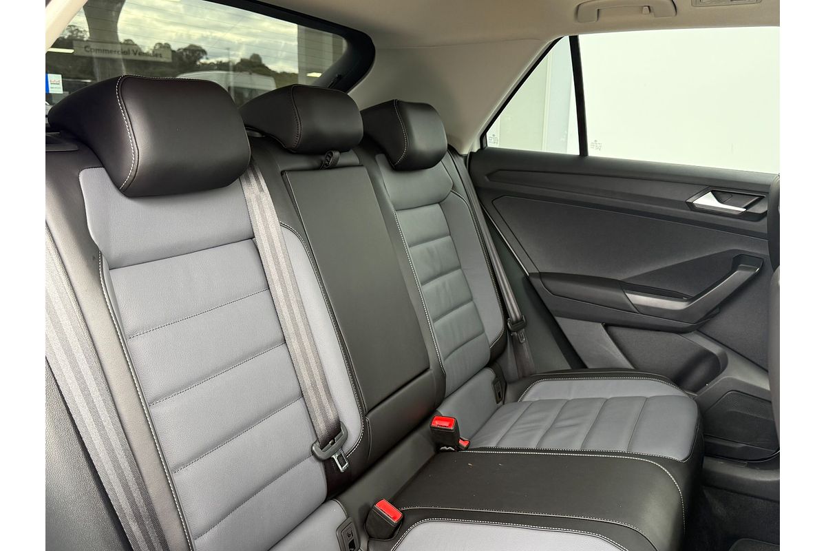2025 Volkswagen T-Roc 110TSI Style D11