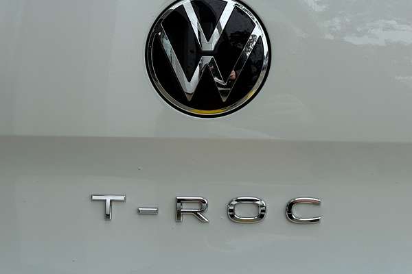 2025 Volkswagen T-Roc 110TSI Style D11