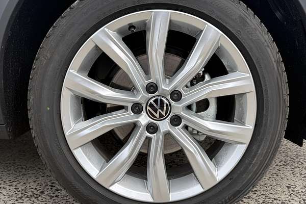 2025 Volkswagen T-Roc 110TSI Style D11