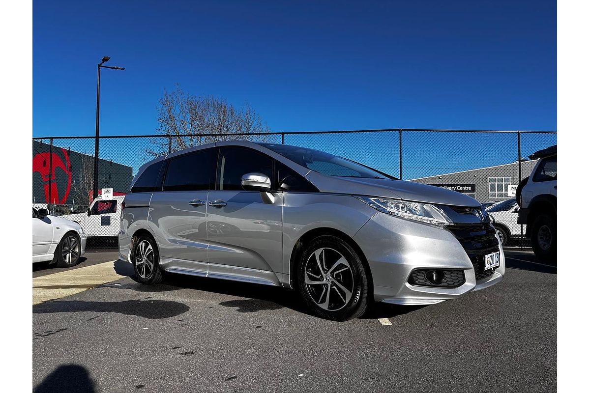 2017 Honda Odyssey VTi-L 5th Gen