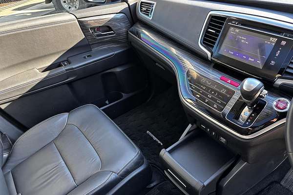 2017 Honda Odyssey VTi-L 5th Gen