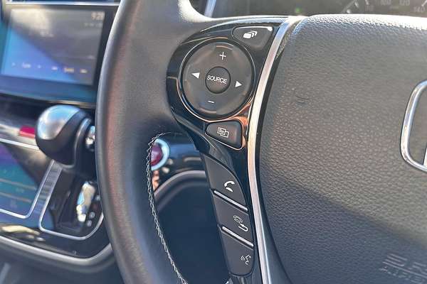 2017 Honda Odyssey VTi-L 5th Gen